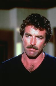 Magnum – Privatdetektiv Thomas Sullivan Magnum (Tom Selleck) löst seine Fälle auf liebenswerte und tollpatschige Art ...