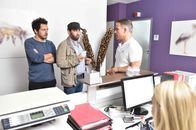 jerks. – "jerks." zeigt die Momente im Leben von Christian Ulmen (2.v.l.) und Fahri Yardim (l.), in denen normalerweise die Kamera aus ist - und über die man sonst nicht spricht ...