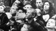 Die Welt in Flammen – Die Bürger Polens erblicken 1939 erstmals deutsche Kriegsflugzeuge über Warschau.