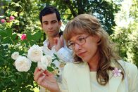 Verliebt in Berlin – Lisa (Alexandra Neldel, r.) glaubt ihren Ohren nicht zu trauen, als David (Mathis Künzler, l.) ihr sagt, sie möge ihr Zusammensein genießen ... (Dieses Foto von Alexandra Neldel darf nur in Zusammenhang mit der Berichterstattung über die Serie "Verliebt in Berlin" veröffentlicht und verbreitet werden.)