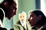 Stockinger – Stockinger Ernst (Karl Markovics), Oberst Dr. Brunner (Hans Peter Heinzl), Antonella Simoni (Sandra Cervik).