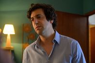 Tödliche Ahnung – Ben (Max Boublil) ist genervt von Chloés Verhalten.