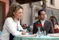 Monk – L-R: Sharona Fleming (Bitty Schram), Adrian Monk (Tony Shalhoub)