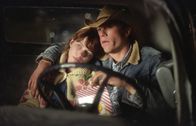 Brokeback Mountain – Alma (Michelle Williams, l.); Ennis Del Mar (Heath Ledger, r.)