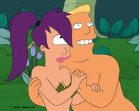 Futurama – Wird Leela (l.) auf den Trick von Zapp Brannigan (r.) hereinfallen?; Wird Leela (l.) auf den Trick von Zapp Brannigan (r.) hereinfallen?