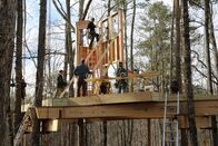 Die Baumhaus-Profis – During the built of the Magical Modern Treehouse.