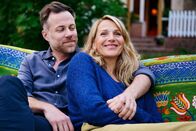 Praxis mit Meerblick – Sie haben schöne Zeiten vor sich: Bernhard Piesk als Max Jensen, Tanja Wedhorn als Nora Kaminski