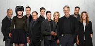 Navy CIS – (14. Staffel) - Untersuchen Verbrechen, die auf irgendeine Weise mit der US-Navy oder dem Marine Korps zu tun haben: (v.l.n.r.) Leon Vance (Rocky Carroll), Abby Sciuto (Pauley Perrette), Timothy McGee (Sean Murray), Dr. Donald "Ducky" Mallard (David McCallum), Jimmy Palmer (Brian Dietzen), Nick Torres (Wilmer Valderrama), Ellie Bishop (Emily Wickersham), Leroy Jethro Gibbs (Mark Harmon), Clayton Reeves (Duane Henry) und Alex Quinn (Jennifer Esposito) ...