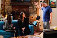 Man with a Plan – (v.l.n.r.) Kate Burns (Grace Kaufman); Andi Burns (Liza Snyder); Adam Burns (Matt LeBlanc)