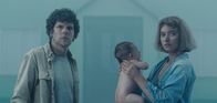 Vivarium – Tom (Jesse Eisenberg, l.); Gemma (Imogen Poots, r.)