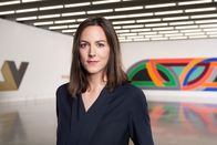 Kulturzeit – Moderatorin Nina Brunner.