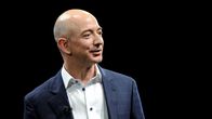 Weltmacht Amazon - Das Reich des Jeff Bezos – Vom kleinen Online-Buchhändler zum virtuellen Kaufhaus-Giganten: Amazon-Gründer Jeff Bezos.