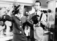 Der 42. Himmel – Der 42. Himmel Verliebt, verlobt, verh...: Elvira Schalcher als Julia, Walter Roderer als Wendelin