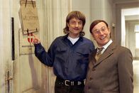 MA 2412 – (v.li.): Alfred Dorfer (Weber), Roland Düringer (Breitfuß).