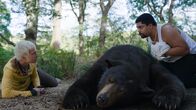 Cocaine Bear – l-r: Eddie (Alden Ehrenreich), Kid (Stache) (Aaron Holliday)