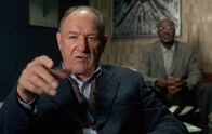 Heist - Der letzte Coup – Obwohl Moore (Gene Hackman) seine Karriere beenden und den Ruhestand mit seiner jungen Frau genießen wollte, ist er nun gezwungen, noch einmal einen letzten großen Coup zu landen. Aber er weiß nicht mehr, wem er noch trauen kann.