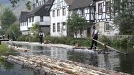 Terra X: Der Rhein – Die "Schiltacher Flößer“ fahren für "Terra X".