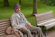 The Words – Welche Rolle spielt der alte Mann (Jeremy Irons) in der Geschichte, die zu einem Weltbestseller wird?
