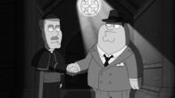 Family Guy – Carter Pewterschmidt (l,); Peter Griffin (r,)
