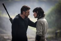 Largo Winch: Der Preis des Geldes – Ezio (James Franco) schwört seine Schwester Chloé (Clotilde Hesme) auf ihre gemeinsamen Ziele ein.
