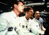 Apollo 13 – Geraten in Schwierigkeiten im All: Bill Paxton als Fred Haise, Kevin Bacon als Jack Swigert, Tom Hanks als Jim Lovell