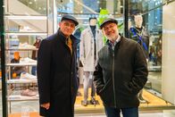 Lesch sieht Schwartz – Wissenschaftler Harald Lesch (r.) und Theologe Thomas Schwartz (l.) diskutieren, was moderne Versuchungen sind, was sie ausmacht und welche Konsequenzen sie für uns Menschen haben. Sowohl die Bibel als auch die Wissenschaft bieten hier spannende Impulse.
