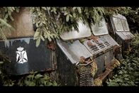 Patina-Paradiese – Ehemalige Kriegsfahrzeuge werden im Wald zum friedlichen Hort für Pflanzen und Tiere.