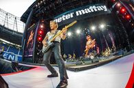 Peter Maffay: We Love Rock 'n' Roll – Vollblutmusiker Peter Maffay gab auf seiner Farewell Tour noch einmal Vollgas. Nach 55 Jahren Musikkarriere soll nun fand die letzte große Live-Show im Juli 2024 in Leizipg statt. Das Erste zeigt einen Mitschnitt des Konzerts.; ARD/SWR PETER MAFFAY: WE LOVE ROCK'N'ROLL, "Leizig-Live 2024" Uhr im ERSTEN. Vollblutmusiker Peter Maffay gab auf seiner Farewell Tour noch einmal Vollgas. Nach 55 Jahren Musikkarriere soll nun fand die letzte große Live-Show im Juli 2024 in Leizipg statt. Das Erste zeigt einen Mitschnitt des Konzerts.