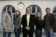 Lenßen & Partner – Ingo Lenßen (M.) und seine Ermittler - Sebastian Thiele (l.), Katja Hansen (2.v.l.), Sandra Nitka (2.v.r.) und Christian Storm (r.)