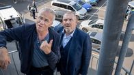Tatort – Die Kommissare Max Ballauf (Klaus J. Behrendt) und Freddy Schenk (Dietmar Bär, r) sind fassungslos über die Kaltschnäutzigkeit des "Concreta"-Chefs.