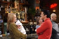 Friends – Molly (Melissa George, l.); Joey Tribbiani (Matt LeBlanc, r.)
