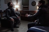 Brooklyn Nine-Nine – Adrian Pimento (Jason Mantzoukas, l.); Jake Peralta (Andy Samberg, r.)