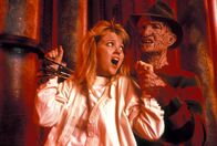 Nightmare on Elm Street 4 – Alice Johnson (Lisa Wilcox) und Freddy Krueger (Robert Englund)