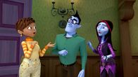 Vampirina – In middle: Boris Hauntley, on right: Oxana Hauntley