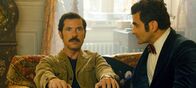 UFOs – L - R: Melvil Poupaud (Didier Mathure), Docteur Petrovski (Laurent Capelluto)