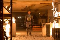 Terminator: Genisys – Ursprünglich war John (Jason Clarke) der Anführer im Widerstand gegen die Maschine, doch urplötzlich wechselt er die Fronten ...