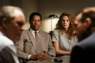Die Akte – Hinter: Gray Grantham (Denzel Washington), Darby Shaw (Julia Roberts)