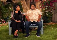 The Neighborhood – Marilyn (Patti LaBelle, l.); Calvin Butler (Cedric the Entertainer, r.)