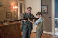 Babylon Berlin – (v.li.) Peter Kurth (Bruno Wolter), Ivo Pietzcker (Moritz Rath).