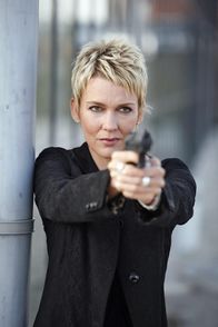 K 11 - Kommissare im Einsatz – Kommissarin Alexandra Rietz (Alexandra Rietz) blickt der Gefahr furchtlos ins Auge.