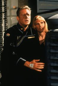 Babylon 5 – Babylon 5 (1996)
