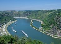 Wilder Rhein – Rheinschlaufe beim Loreley-Felsen:(Copyright SRF/Autentic)