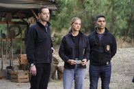 Navy CIS – (v.l.n.r.) Timothy McGee (Sean Murray); Ellie Bishop (Emily Wickersham); Nick Torres (Wilmer Valderrama)
