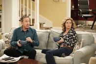 Last Man Standing – Mike (Tim Allen, l.); Vanessa (Nancy Travis, r.)