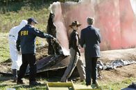Mayday - Alarm im Cockpit – Das FBI und die örtliche Polizeibehörde nehmen ihre Ermittlungen auf.