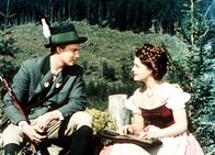 Sissi – Begegnung im Wald: Karlheinz Böhm als Kaiser Franz Joseph, Romy Schneider als Sissi
