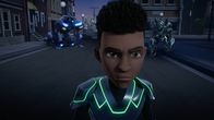 Transformers Earth Spark – v.li.: Hashtag, Robby Malto, Thrash