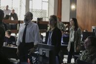 Homeland – (v.l.n.r.) Saul Berenson (Mandy Patinkin); Carrie Mathison (Claire Danes); Jenna Bragg (Andrea Deck)