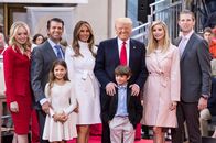 Wer ist der Trump-Clan? – Donald Trump mit Frau Melania, seinen Kindern Ivanka, Eric, Don Jr., Tiffany und zwei Enkeln.