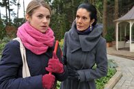 Sturm der Liebe – Marlene (Lucy Scherer, l.); Doris (Simone Ritscher, r.)